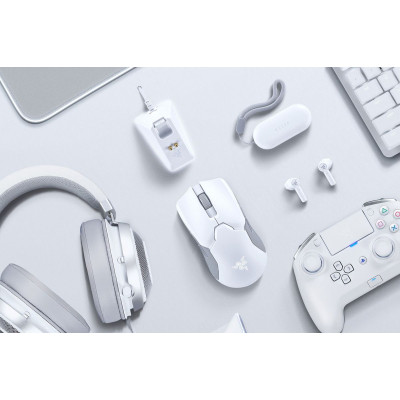 Wireless Gaming Mouse RAZER Viper Ultimate with Charging Dock - white Wireless Gaming Mouse RAZER Viper Ultimate with Charging Dock - white