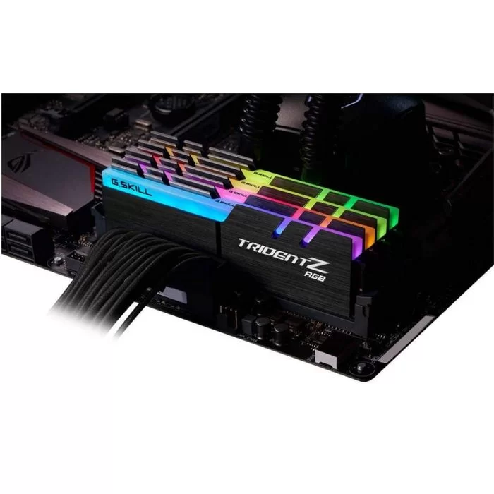 זיכרון לנייח DRAM G.Skill Trident Z RGB F4-3600C16Q-64GTZRC KIT 64GB (4X16GB) DDR4 DIMM 3600MHz 16-19-19-39 1.2V OEM, ללא אריזה צבע שחור