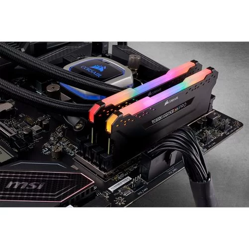 זיכרון לנייח DRAM Corsair VENGEANCE RGB PRO CMW16GX4M2D3600C18 KIT 16GB (2X8GB) DDR4 DIMM 3600MHz 1.35V צבע שחור