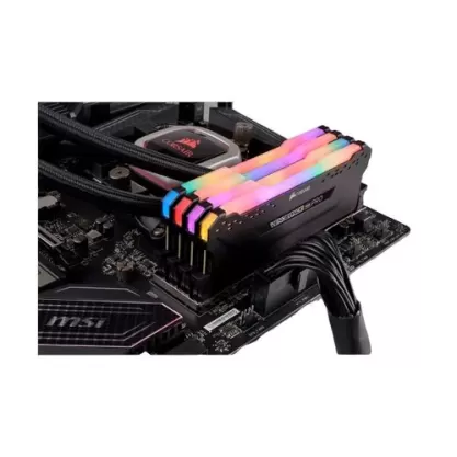 זיכרון לנייח DRAM Corsair VENGEANCE RGB PRO CMW64GX4M4C3200C16 KIT 64GB (4x16GB) DDR4 3200MHz 1.35V צבע שחור