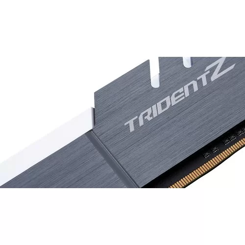 Desktop Memory DRAM G.Skill Trident Z F4-3600C17D-32GTZSW KIT 32GB 2X16GB DDR4 3600MHz 17-19-19-39 1.35V OEM, no package