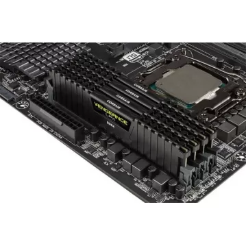 זיכרון לנייח DRAM Corsair Vengeance LPX CMK32GX4M2A2400C16 KIT 32GB (2x16GB) DDR4 2400MHz 1.35V צבע שחור