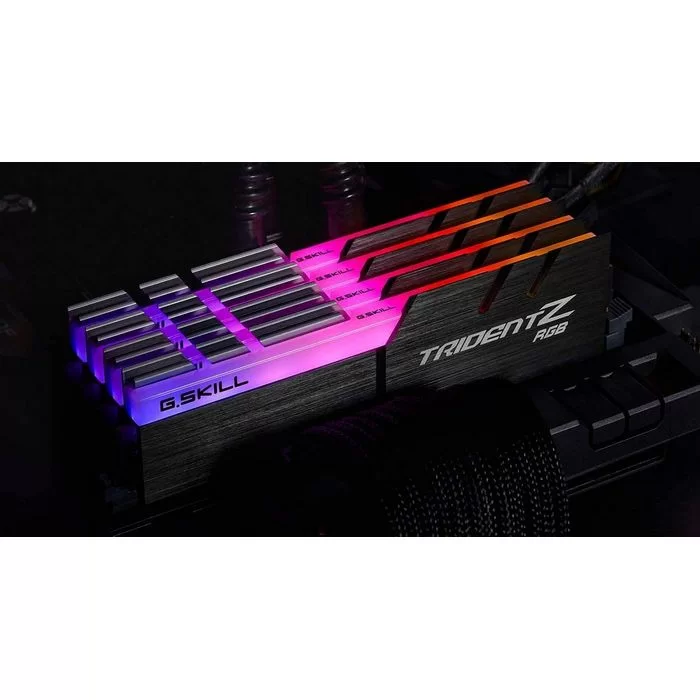 Desktop Memory DRAM G.Skill Trident Z RGB F4-4000C18Q-128GTZR KIT 128GB (4X32GB) DDR4 DIMM 4000MHz 18-22-22-42 1.2V OEM, no package Color:black Desktop Memory DRAM G.Skill Trident Z RGB F4-4000C18Q-128GTZR KIT 128GB (4X32GB) DDR4 DIMM 4000MHz 18-22-22-42 1.2V OEM, no package Color:black