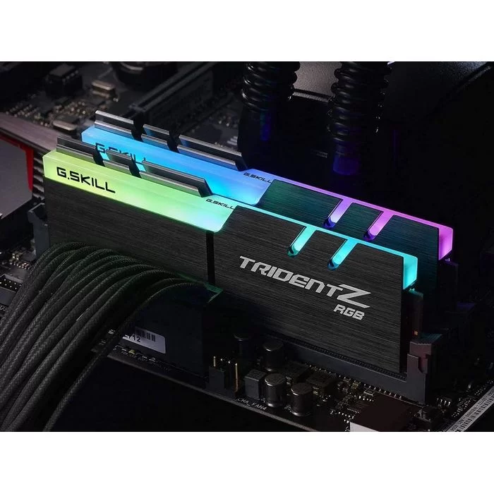 Desktop Memory DRAM G.Skill Trident Z RGB F4-3600C18D-32GTZR KIT 32GB (2x16GB) DDR4 DIMM 3600MHz CL18 1.35V Color:black Desktop Memory DRAM G.Skill Trident Z RGB F4-3600C18D-32GTZR KIT 32GB (2x16GB) DDR4 DIMM 3600MHz CL18 1.35V Color:black