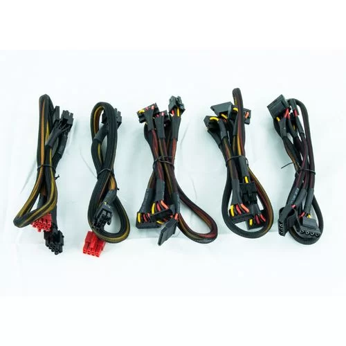 ספק כוח Chieftec NAVITAS GPM-1000C חצי מודולרי 80 Plus Gold 1000W