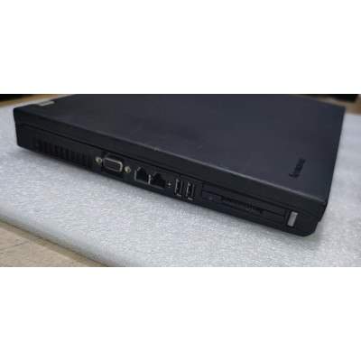 Refurbished Laptop Lenovo Thinkpad T400 Intel Core2 Duo 14.1" WXGA+ Refurbished Laptop Lenovo Thinkpad T400 Intel Core2 Duo 14.1" WXGA+