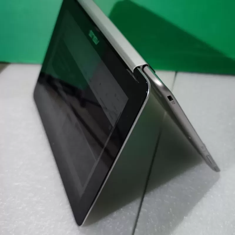 מחשב נייד Asus Chromebook Flip C100PA C100PA-DB02 Rockchip RK3288C 10.1" TOUCH HD WXGA 4GB eMMC:16GB צבע כסוף מצב:משומש מחשב נייד Asus Chromebook Flip C100PA C100PA-DB02 Rockchip RK3288C 10.1" TOUCH HD WXGA 4GB eMMC:16GB צבע כסוף מצב:משומש