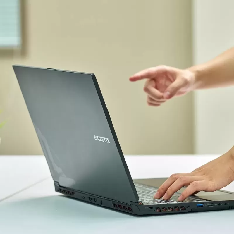 Gaming Laptop Gigabyte G5 (2023) G5-KF-E3EE313SH Intel Core i5-12500H 15.6" FHD 16GB SSD:1TB Windows 11 Color:gray - official importer