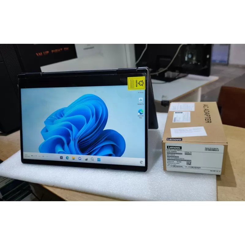 מחשב נייד מחודש Lenovo Yoga 710-14IKB Laptop (ideapad) 80V4004JGE Intel Core i5-7200U 14" TOUCH FHD IPS 8GB SSD:256GB Windows 11 צבע שחור
