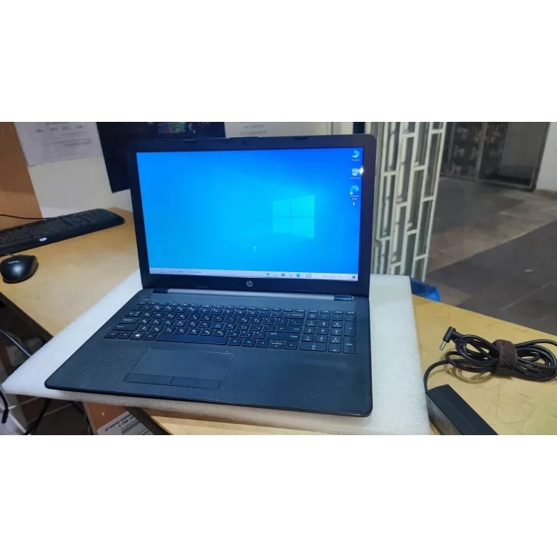 מחשב נייד מחודש HP 15-bs022nj Intel Core i3-6006U 15.6" HD SVA 8GB SSD:256GB Windows 10 צבע שחור