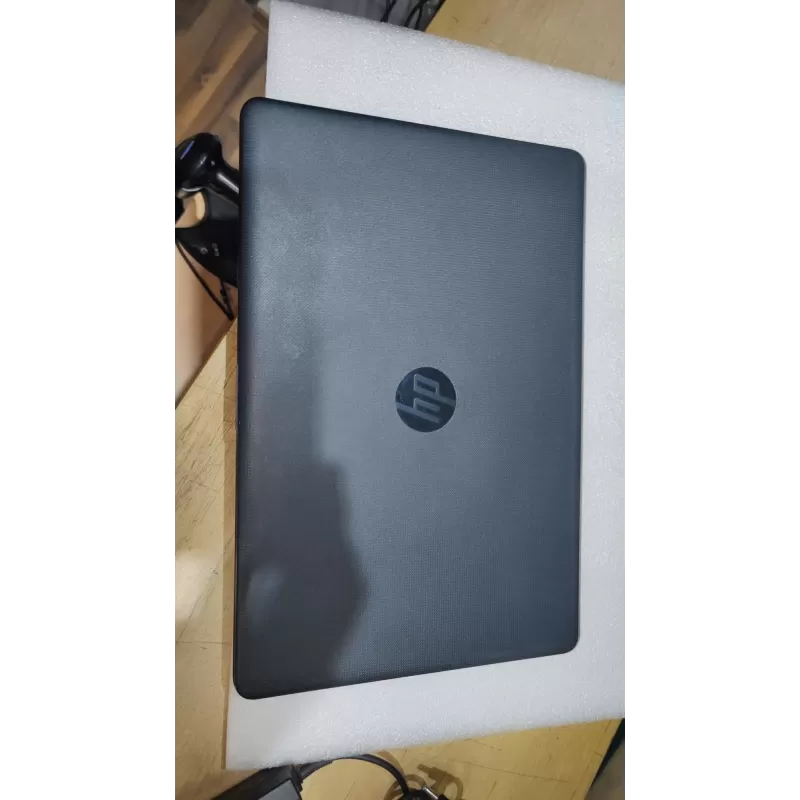 מחשב נייד מחודש HP 15-bs022nj Intel Core i3-6006U 15.6" HD SVA 8GB SSD:256GB Windows 10 צבע שחור