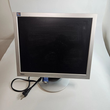 Computer Monitor MAG 700P 17" HD TFT+TN Color:silver Condition:Used Computer Monitor MAG 700P 17" HD TFT+TN Color:silver Condition:Used