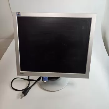 Монитор для ПК MAG 700P 17" HD TFT+TN Цвет:серебряный Состояние:б/у