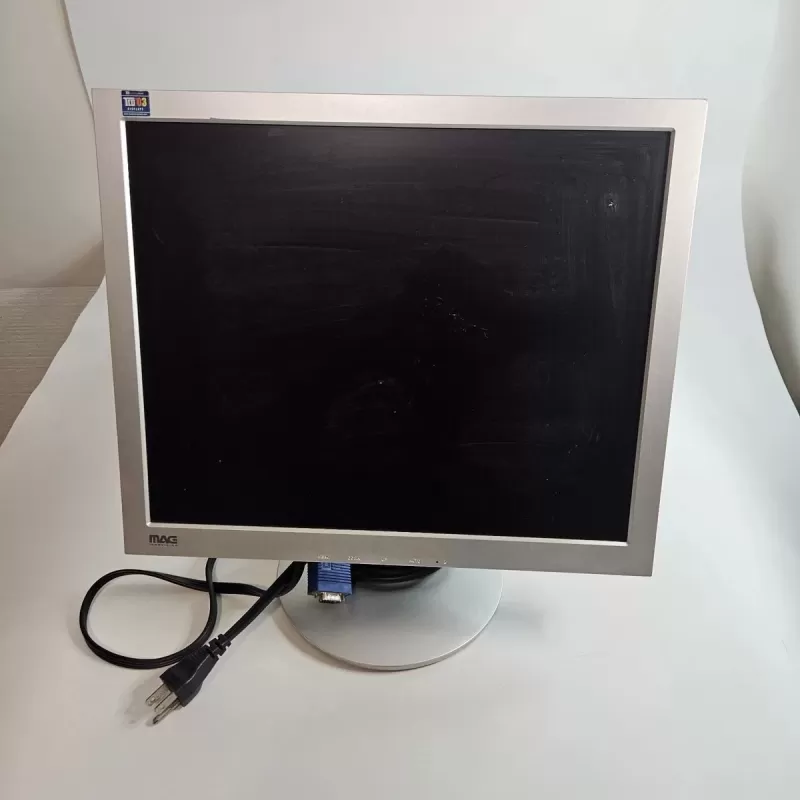 Монитор для ПК MAG 700P 17" HD TFT+TN Цвет:серебряный Состояние:б/у Монитор для ПК MAG 700P 17" HD TFT+TN Цвет:серебряный Состояние:б/у