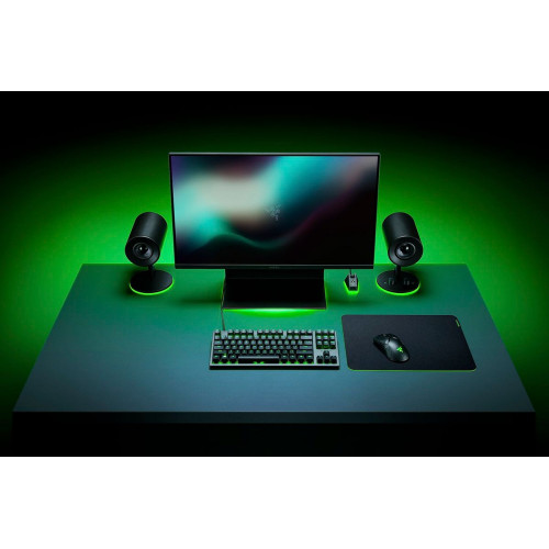 משטח עכבר לגיימינג RAZER GIGANTUS V2 - Medium RZ02-03330200-R3M1 צבע שחור