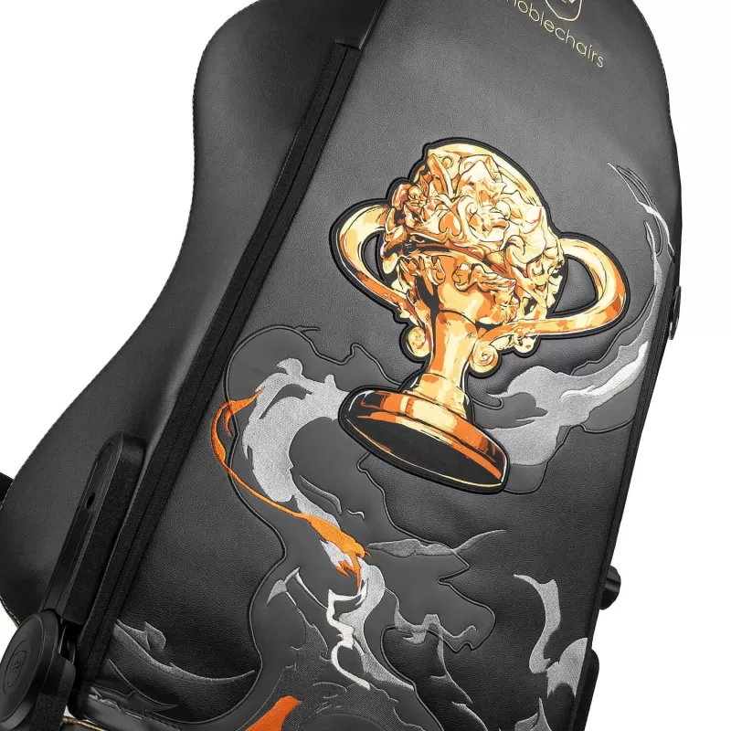 כיסא גיימינג Noblechairs HERO Dignitas Edition בשחור/זהב