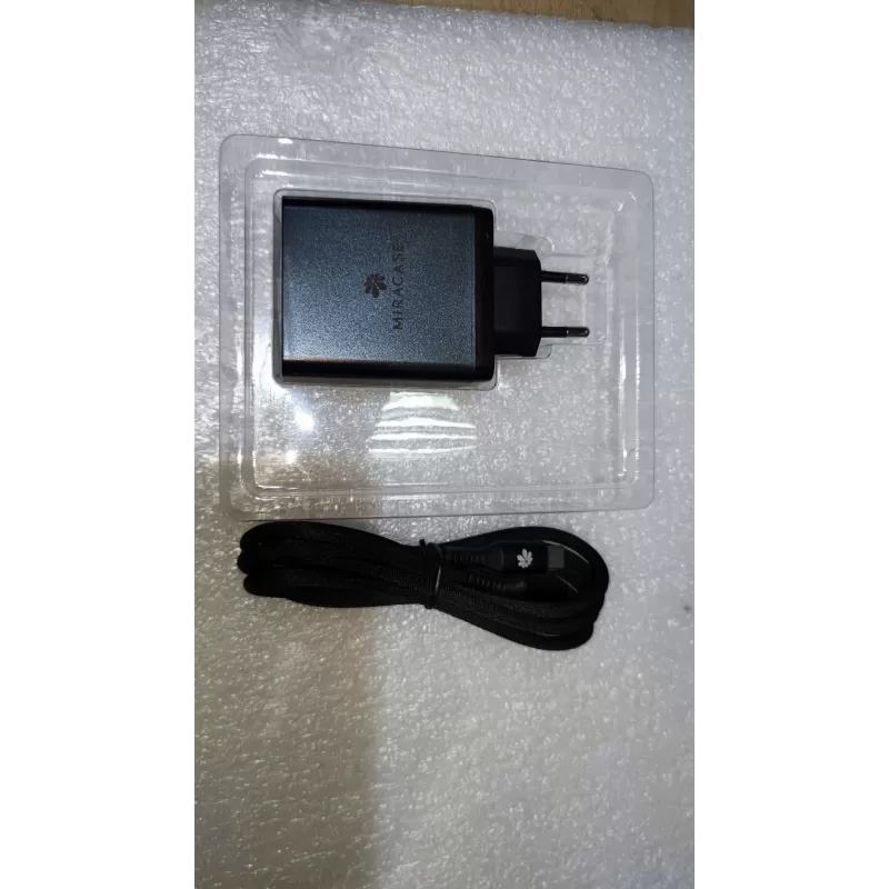 Fast Charger Miracase FAST PD3.0 65W | QC3.0 30W With Type-C to Type-C 100W Cable MWC65PQ Color:black Fast Charger Miracase FAST PD3.0 65W | QC3.0 30W With Type-C to Type-C 100W Cable MWC65PQ Color:black