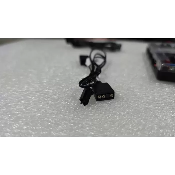 מפצל מאווררים Cooler Master 6 ARBG 6 PWM SPLITER OEM