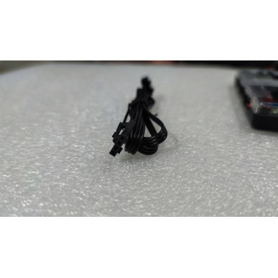 מפצל מאווררים Cooler Master 6 ARBG 6 PWM SPLITER OEM מפצל מאווררים Cooler Master 6 ARBG 6 PWM SPLITER OEM