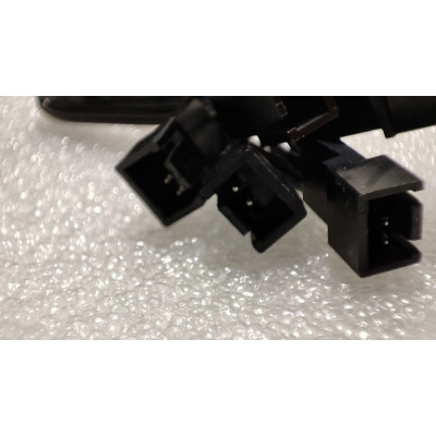 מפצל מאווררים Antec MOLEX FEMALE TO 4 PCS 4 PIN צבע שחור מפצל מאווררים Antec MOLEX FEMALE TO 4 PCS 4 PIN צבע שחור