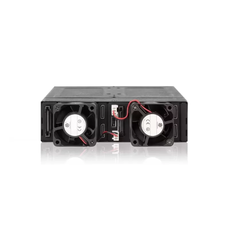 Адаптер ICY DOCK ToughArmor MB699VP-B V3 4-Bay 2.5 U.2/U.3 NVMe MB699VP-BV3