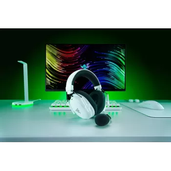 אוזניות גיימינג אלחוטיות RAZER BlackShark V3 Pro - לבן