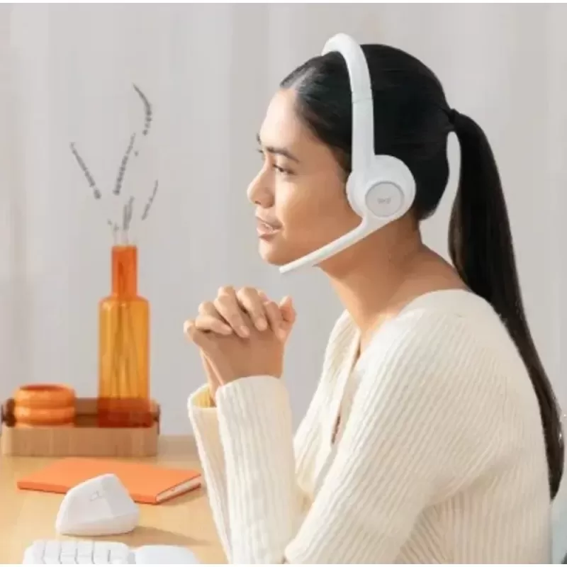 Wireless Headphones Logitech ZONE 300 OFF-WHITE Color:white