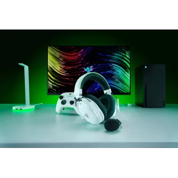 Wireless gaming headphones RAZER BlackShark V3 Pro for Xbox - white Wireless gaming headphones RAZER BlackShark V3 Pro for Xbox - white