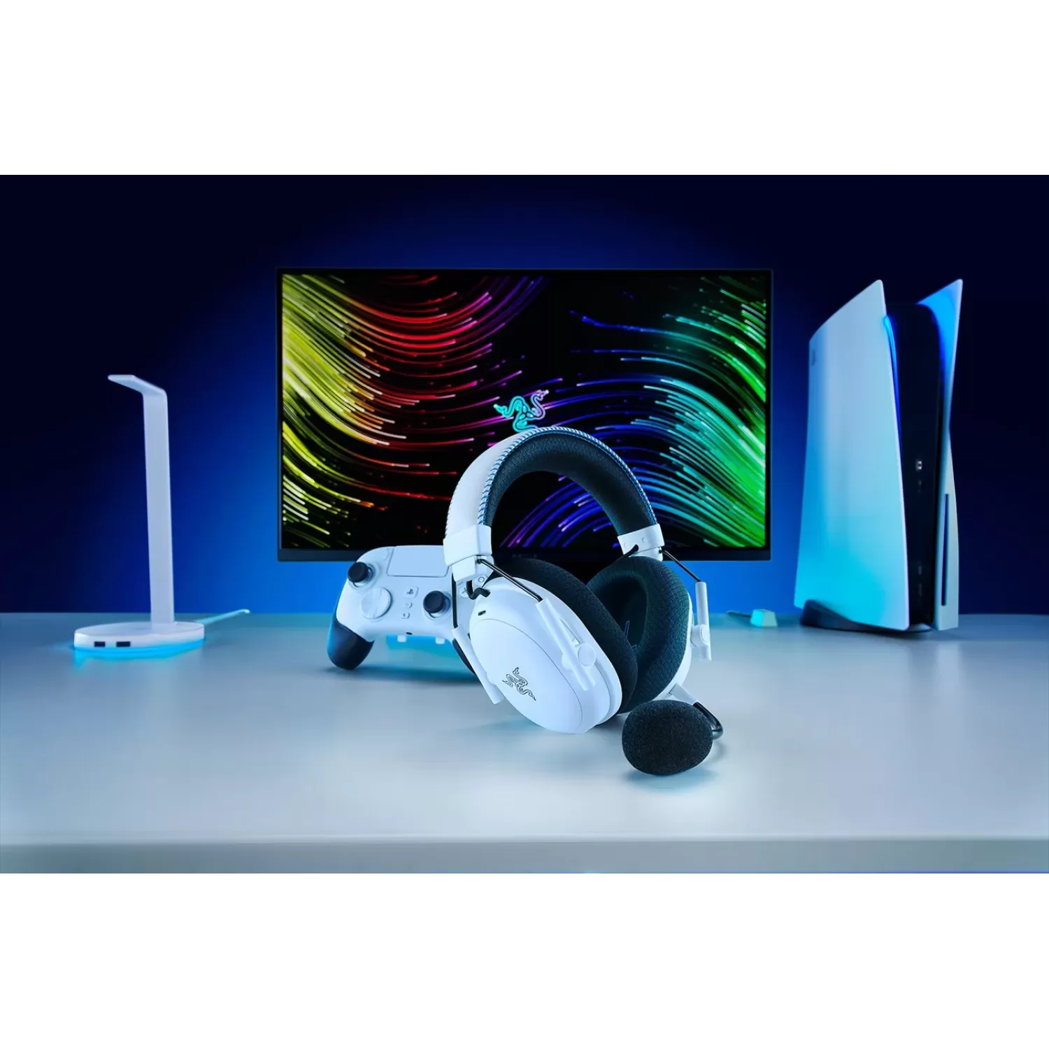 Wireless gaming headphones RAZER BlackShark V3 Pro for PlayStation - white