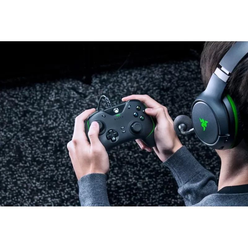 Проводной игровой контроллер RAZER WOLVERINE V2 RZ06-03560100-R3U1 Цвет:чёрный