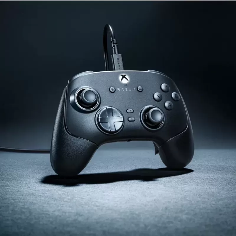 Game controller RAZER Wolverine V3 TOURNAMENT EDITION RZ06-05210100-R3M1 Color:black Game controller RAZER Wolverine V3 TOURNAMENT EDITION RZ06-05210100-R3M1 Color:black