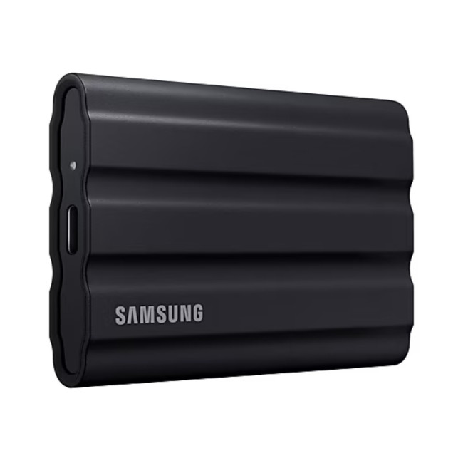 External SSD drive Samsung T7 Shield 2TB USB 3.2 Portable SSD שחור MU-PE2T0S