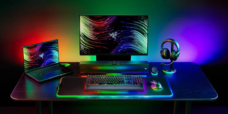 מקלדת גיימינג Razer BlackWidow V4 Pro Yellow Switch