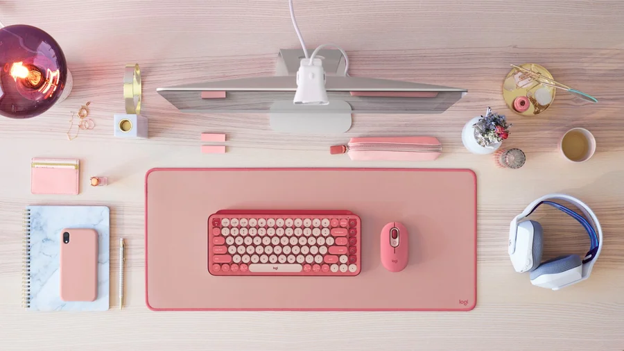 Коврик для мыши Logitech Desk Mat Studio Series розовый