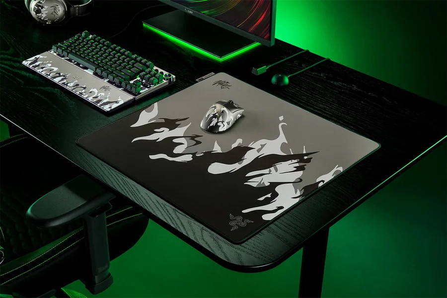 משטח עכבר לגיימינג RAZER Gigantus V2 Pro NiKo Edition Large