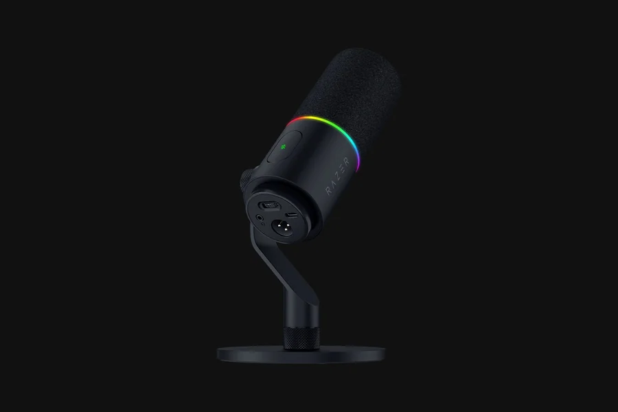 Динамический микрофон Razer Seiren V3 Pro