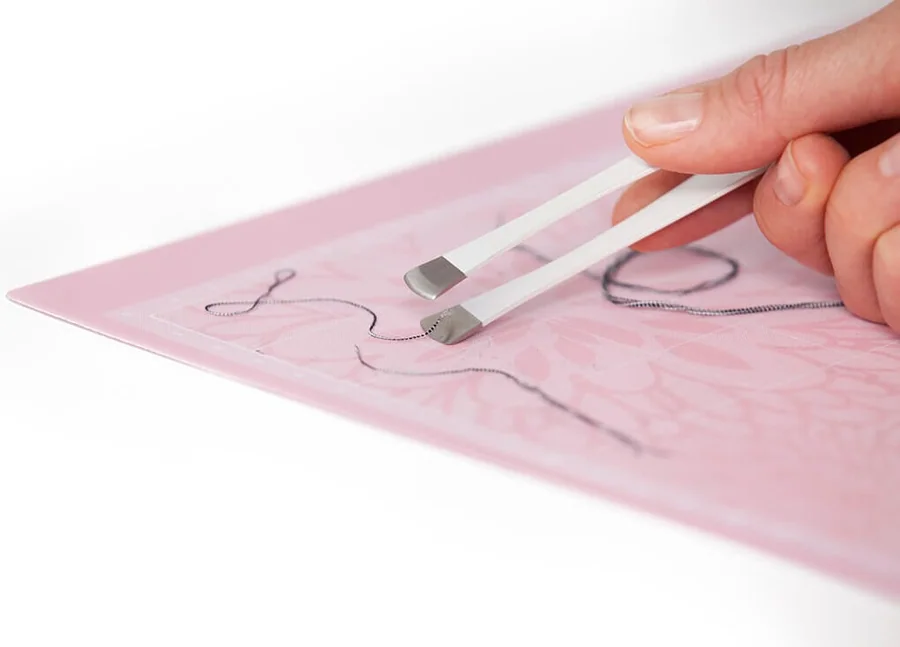 סט גלגלת ופינצטה ליצירה Cricut Applicator and Remover Set