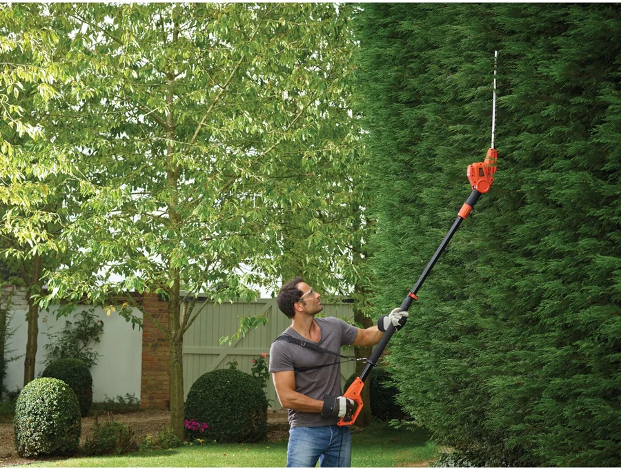 Телескопический кусторез Black & Decker PH5551 550W 51cm