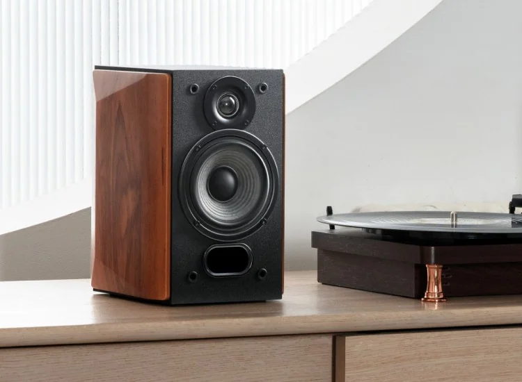 Edifier R1380DB Brown Bookshelf Speakers
