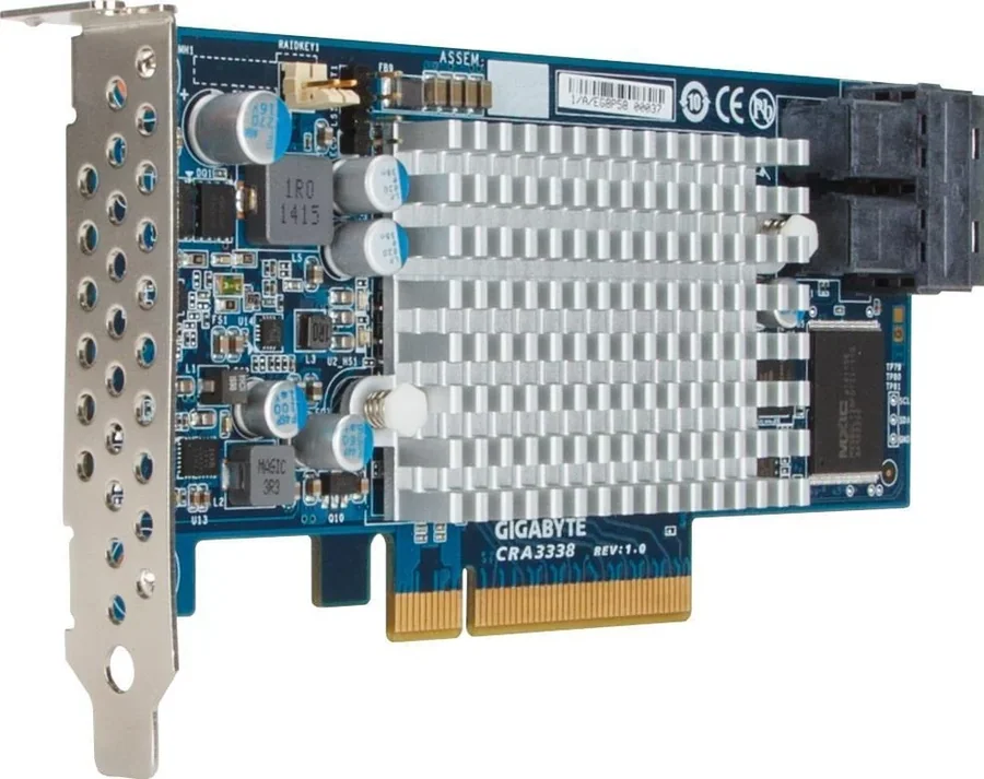 בקר RAID Gigabyte CRA3338