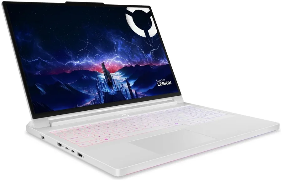 Игровой ноутбук Lenovo Legion Pro 7 16IAX10H Ultra 9 290HX Plus 64GB 1TB RTX 5080 W11 белый