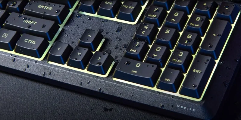 מקלדת גיימינג Corsair SKIFF 100 PLUS