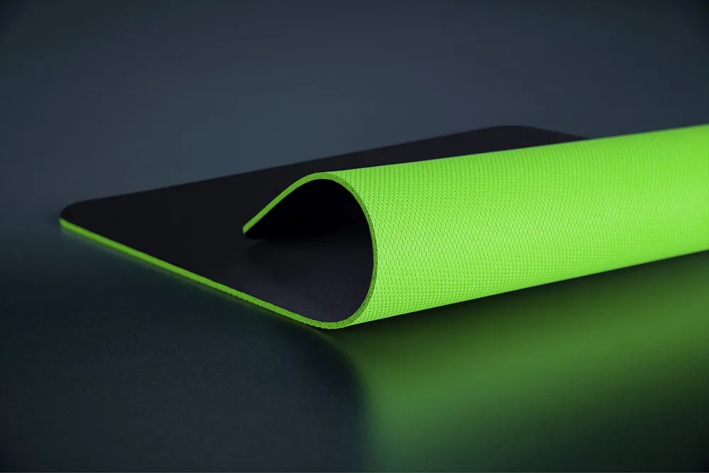 Коврик для мыши RAZER GIGANTUS V2 XXL чёрный — дополнительные детали