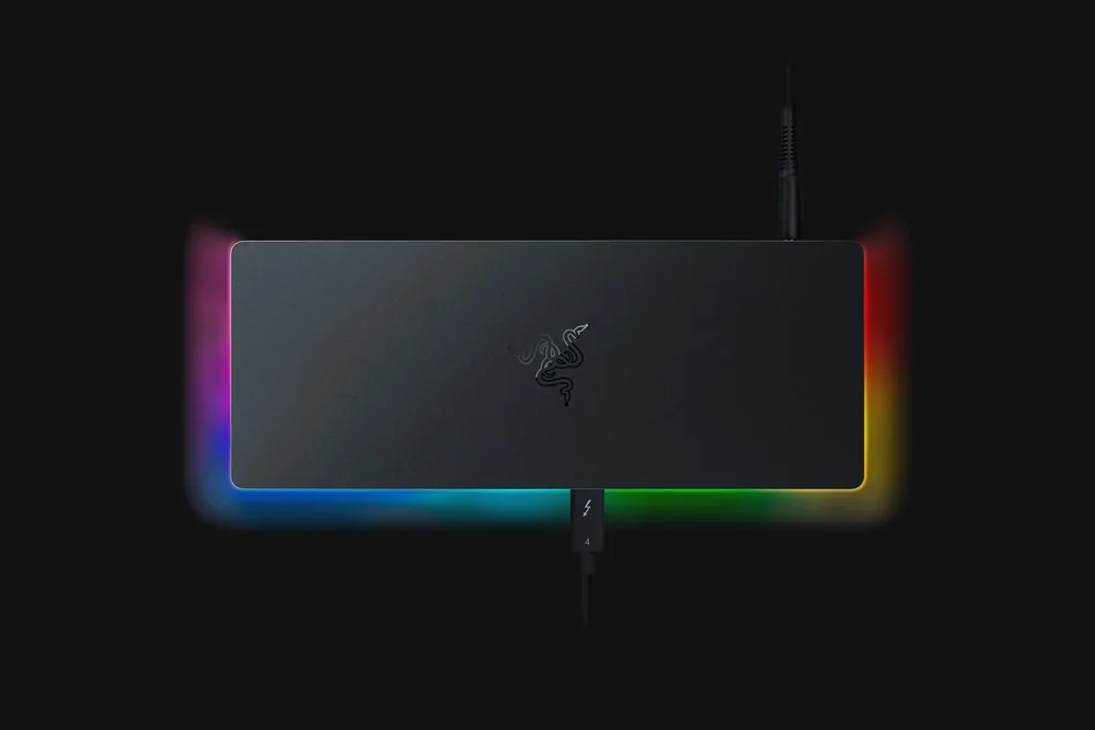 תחנת עגינה Razer Thunderbolt 4 Dock Chroma שחור