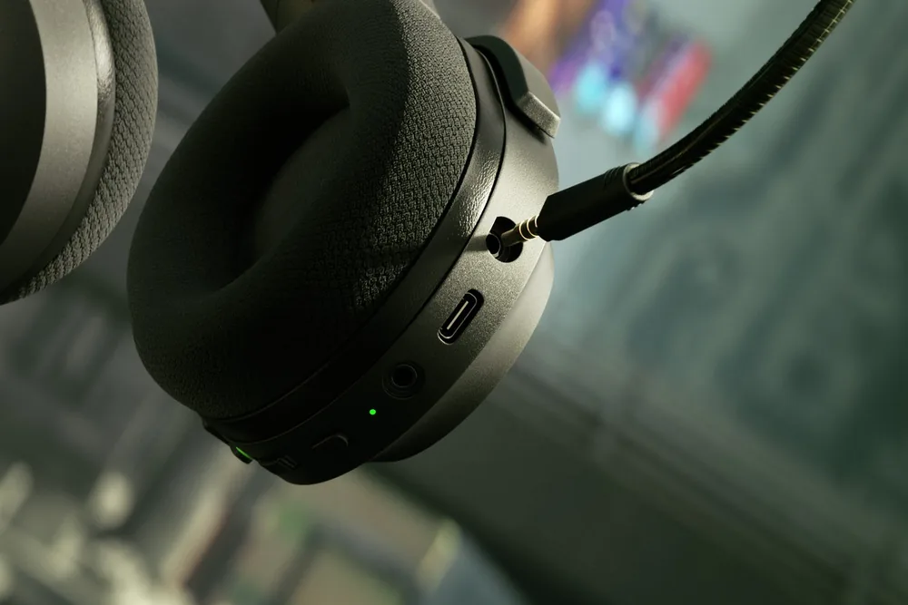 Razer Barracuda X Black — Multi-Purpose Wireless Gaming Headset – Additional Details