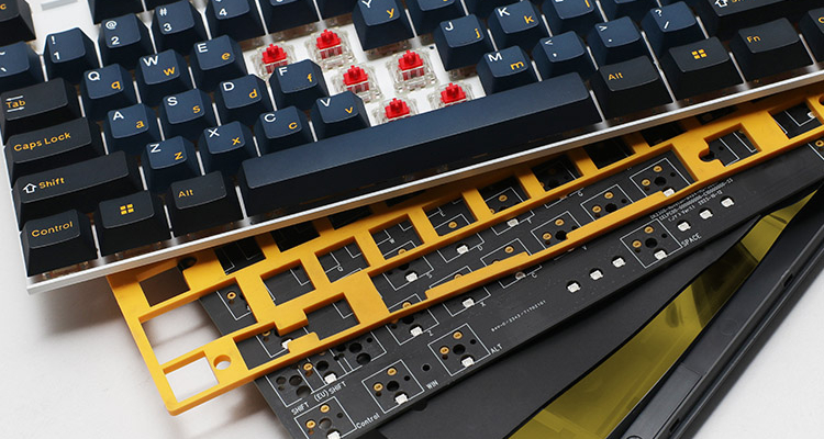 Poron Layer in a Mechanical Keyboard