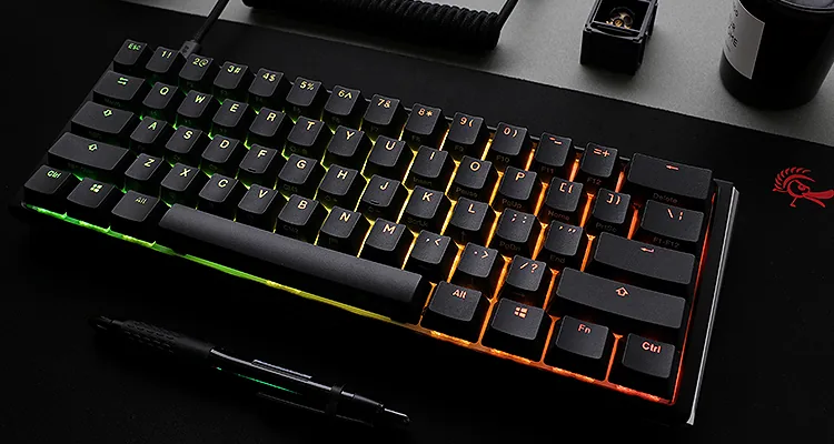 תאורת RGB במקלדת