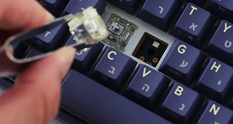 מנגנון Hot-Swap של Ducky One 3