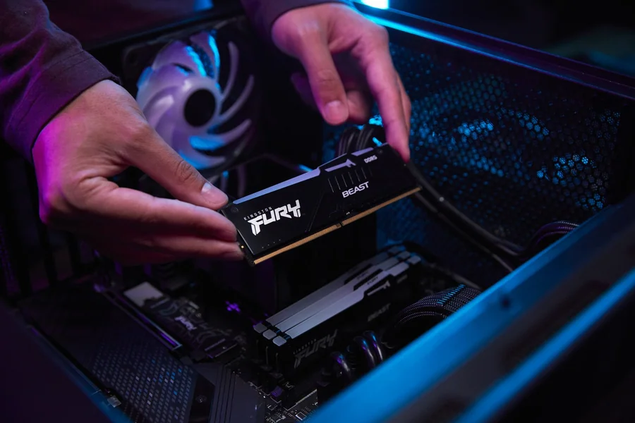 Desktop Memory DRAM Kingston FURY Beast RGB