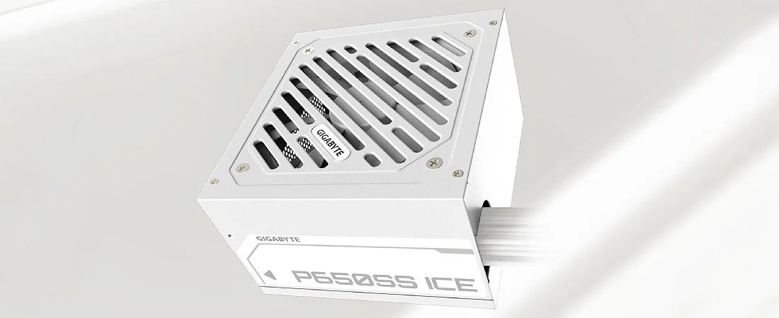 ספק כוח Gigabyte P650SS ICE לבן